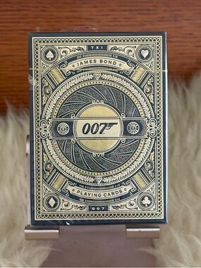 NWT James Bond 007 Collector Playing Cards